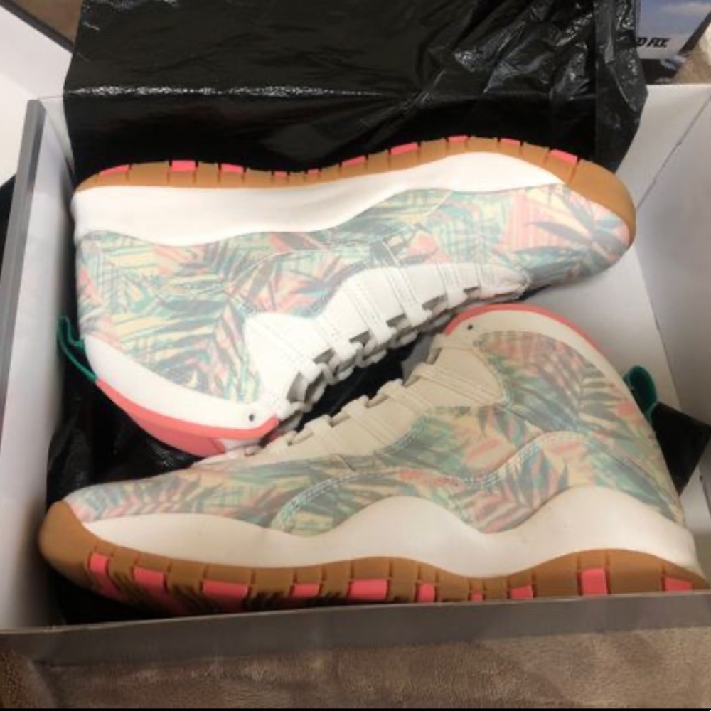 Jordan’s 10 retro SB size 11